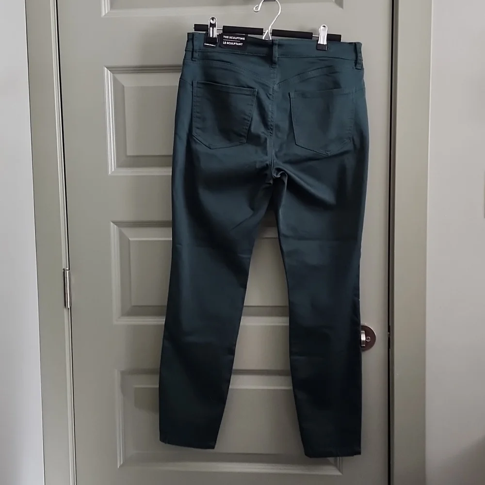 R Jeans Midrise Petite skinny pants size 30 - Picture 4 of 10